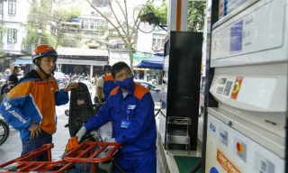 Thực hiện các giải pháp bảo đảm nguồn cung xăng dầu cho thị trường trong nước